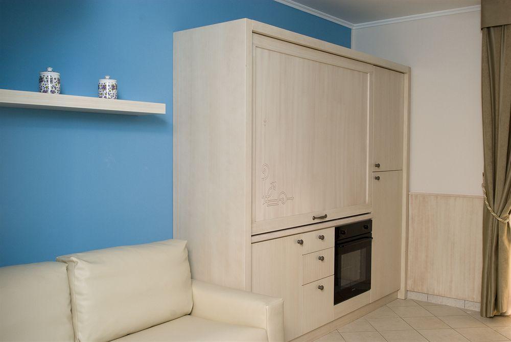 Palazzo Reginella Aparthotel Bovalino Marina Kültér fotó
