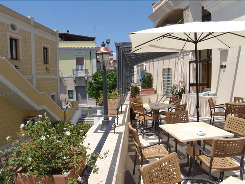 Palazzo Reginella Aparthotel Bovalino Marina Kültér fotó